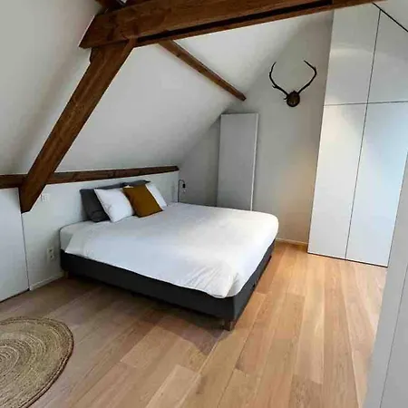 Cosy House With Open Fireplace And Phenomenal Garden Vakantiehuis